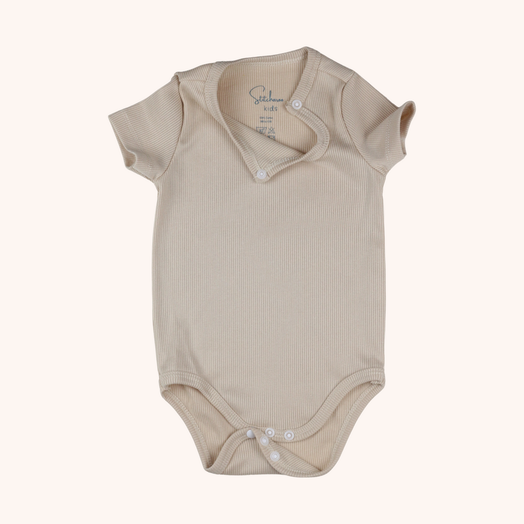Ribbed Short-Sleeve Front Detail Bodysuit
